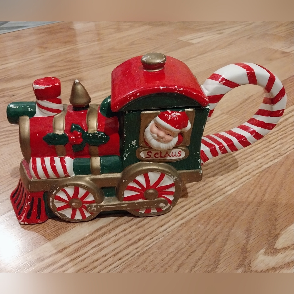 Vintage Loomco Ceramic Santa Claus Train teapot